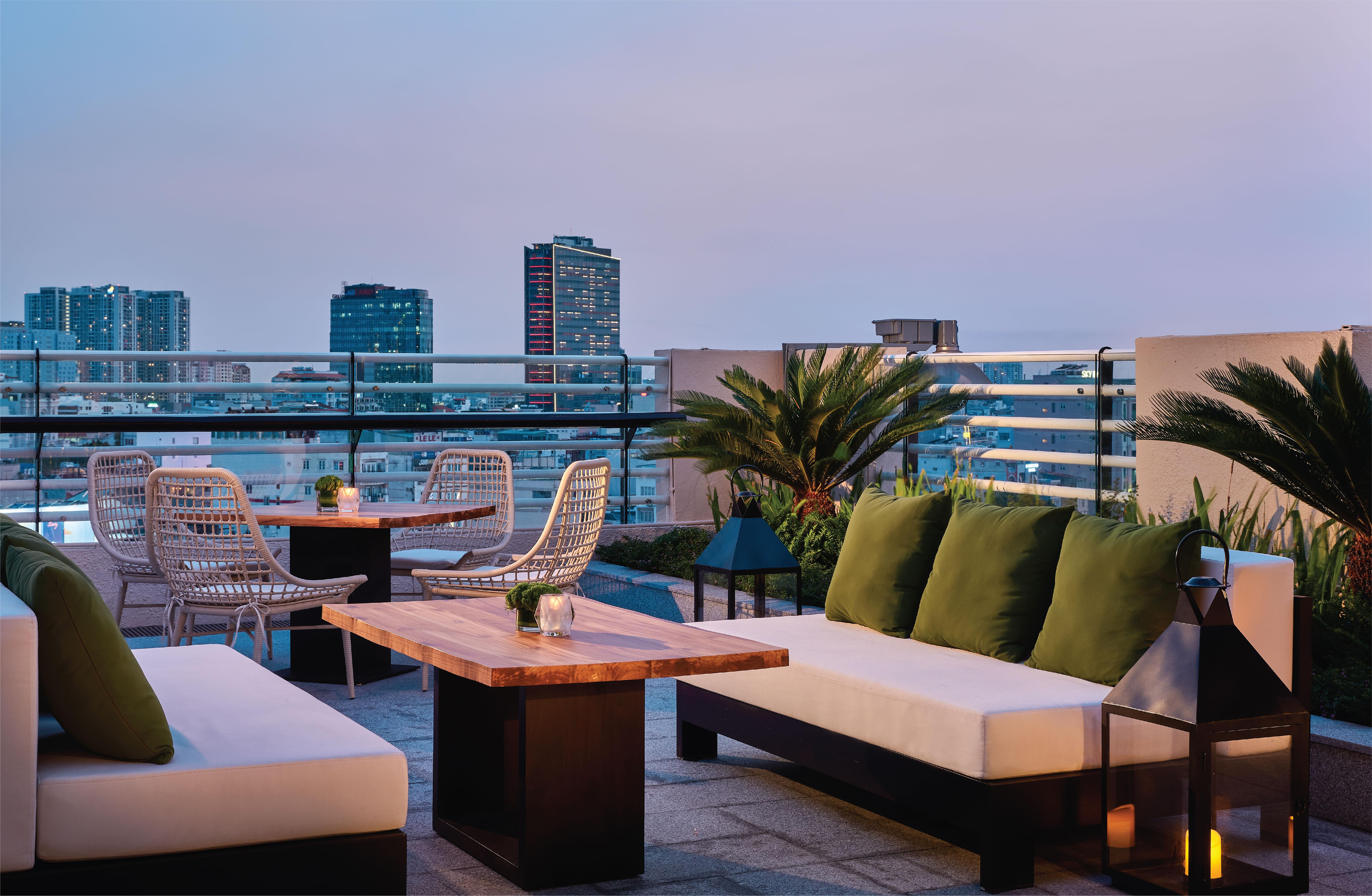 होटल New World Saigon 5*