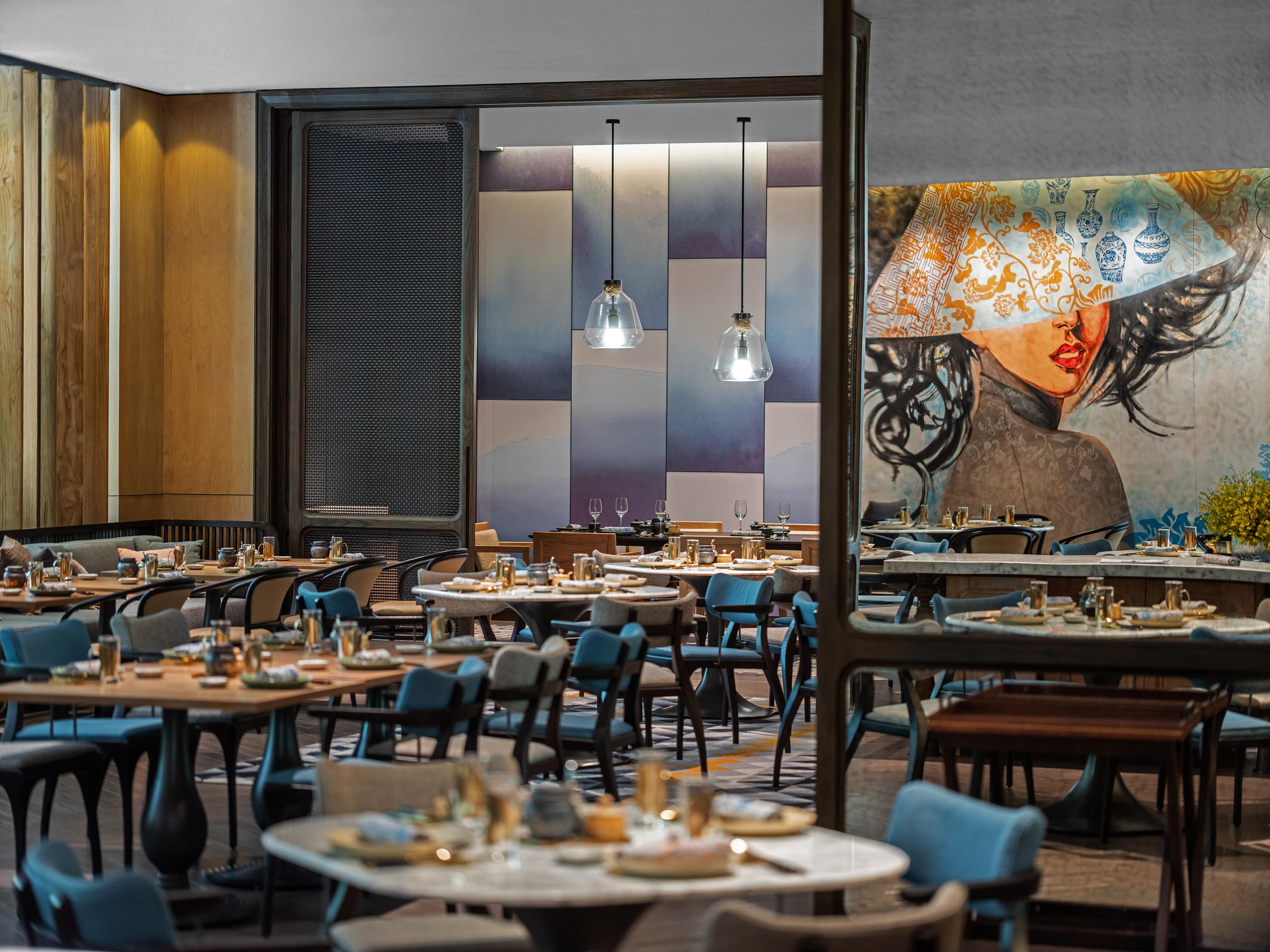 होटल New World Saigon 5*